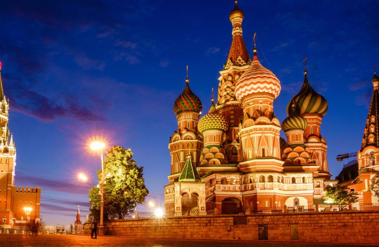 Kyrkan tiger medan sanningen ropar